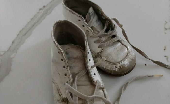 Refurbishing Vintage Baby Shoes with SPRAY PAINT for less than $4.00!!!