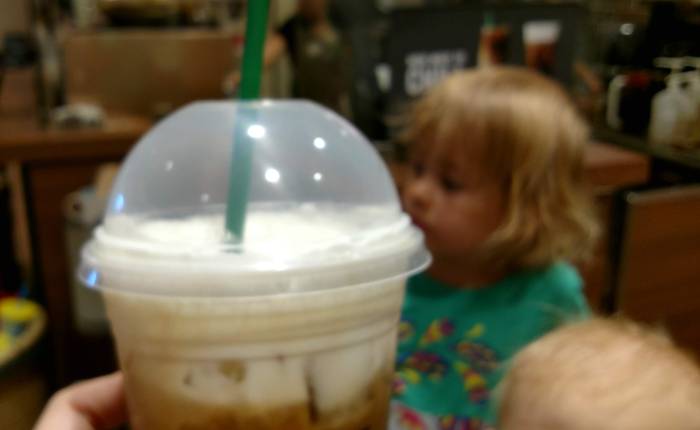 TRYING STARBUCKS SALTED CREAM COLD FOAM BREW & VISITING CLINE FALLS NATIONAL PARK, OREGON